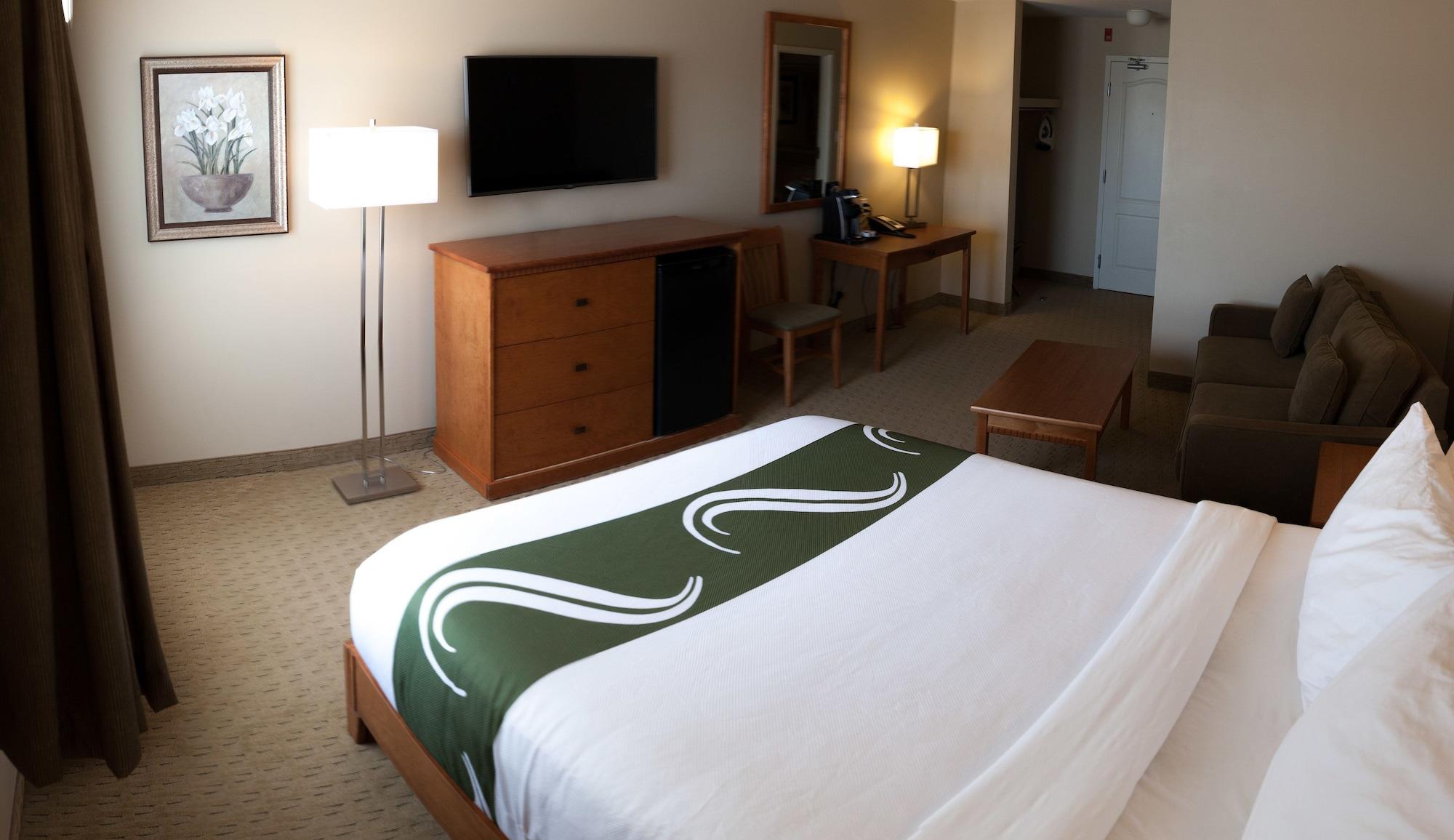 פרדריקטון Quality Inn & Suites Amsterdam מראה חיצוני תמונה