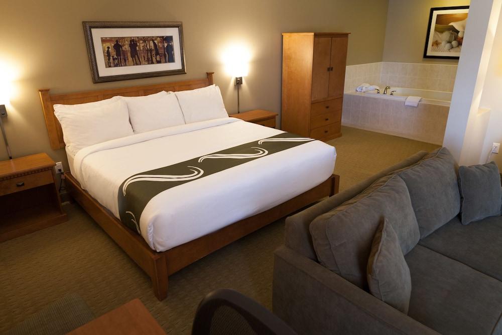 פרדריקטון Quality Inn & Suites Amsterdam מראה חיצוני תמונה