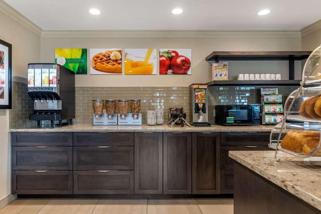 פרדריקטון Quality Inn & Suites Amsterdam מסעדה תמונה